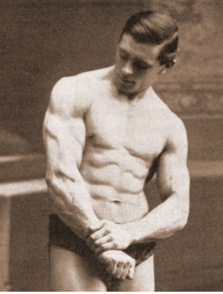 1935 bodybuilder